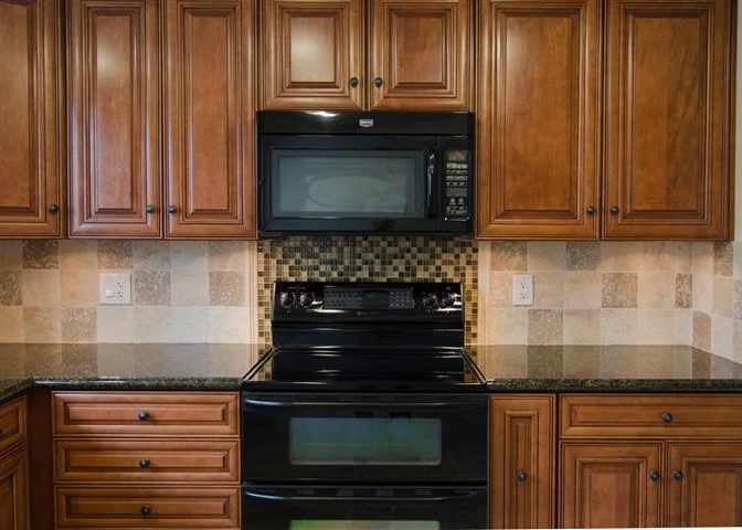 range backsplash