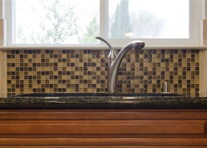 sink mosaic backsplash