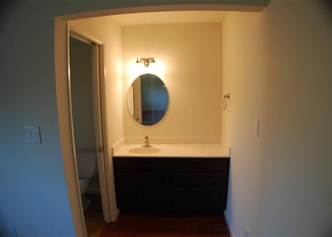 suisun master vanity